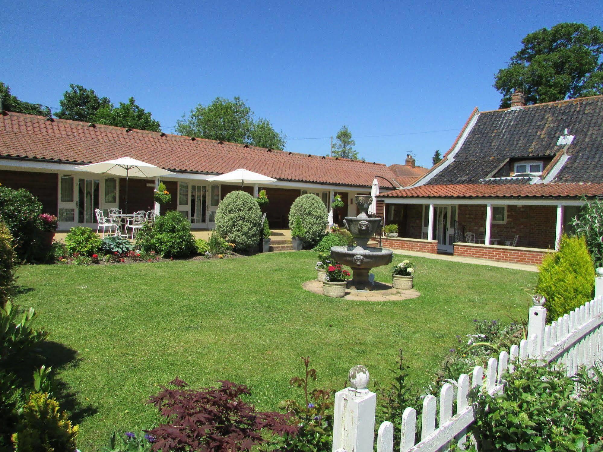 Decoy Barn Fritton Bed and Breakfast Eksteriør billede