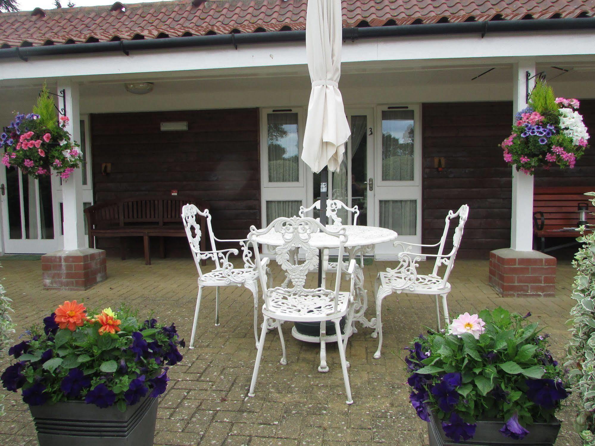 Decoy Barn Fritton Bed and Breakfast Eksteriør billede